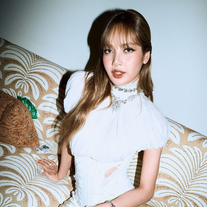 리사 (BLACKPINK) 최근 활동샷