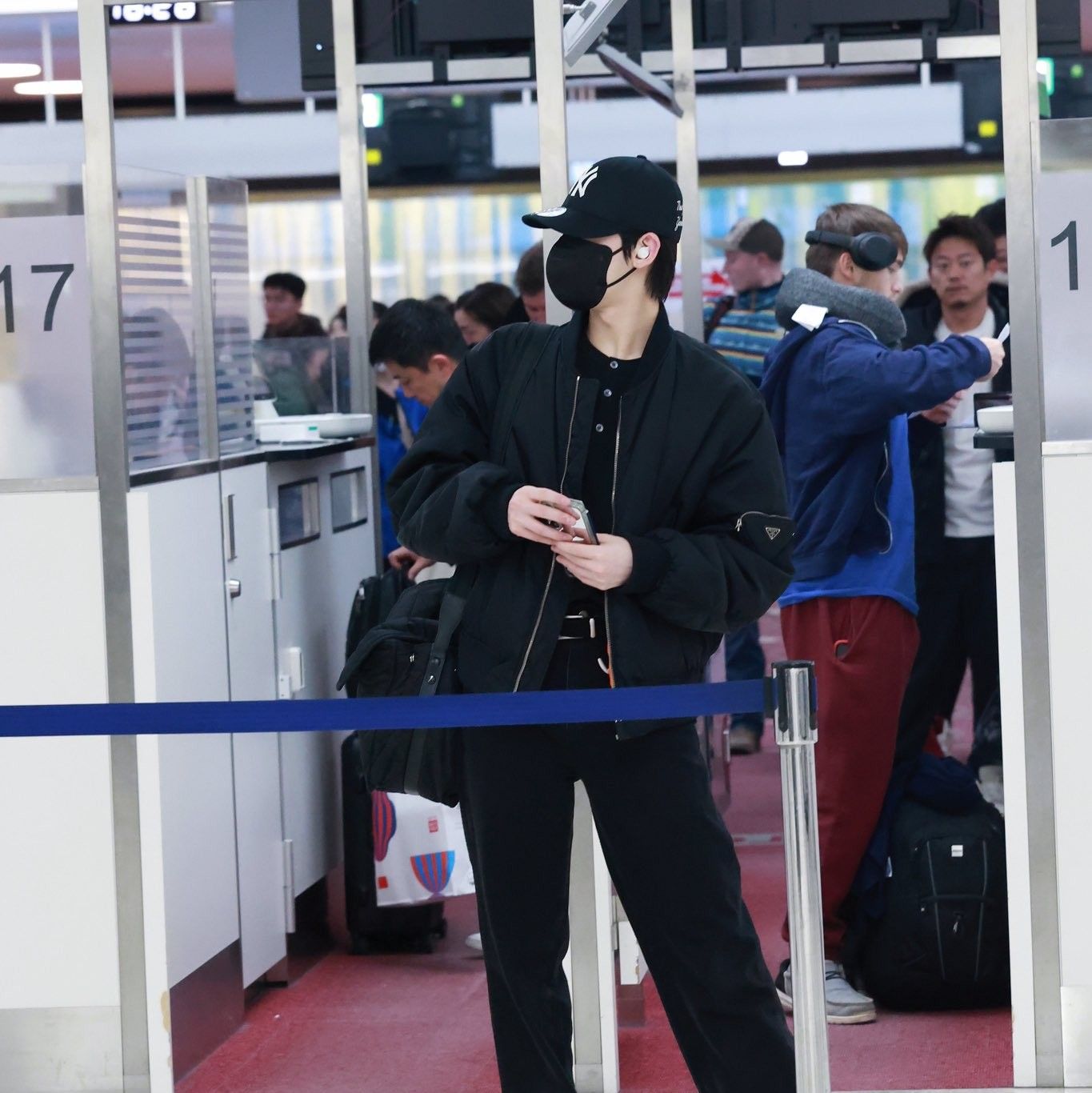 선우 (ENHYPEN)의 비하인드 컷