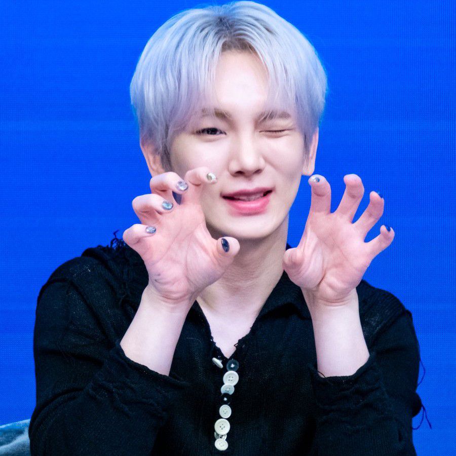 Key (SHINee)的最新照片