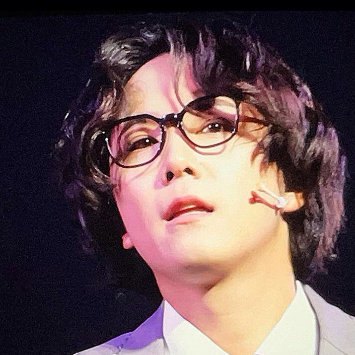 A moment captured by Lee Honggi (FTIsland)'s fan