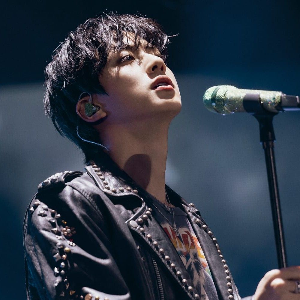 진 (방탄소년단)의 최신 사진