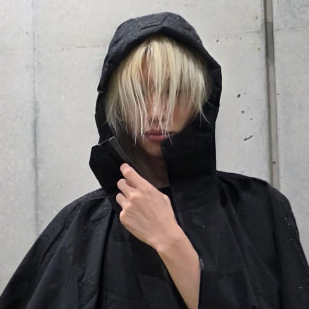 Latest photo of Felix (Stray Kids)