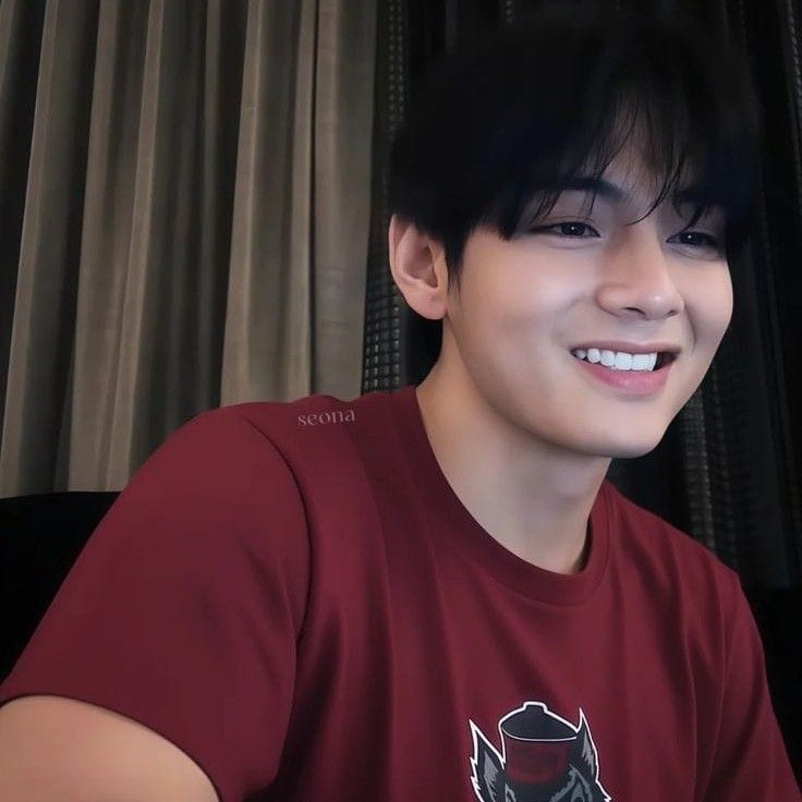 Recent activity shot of V (BTS)