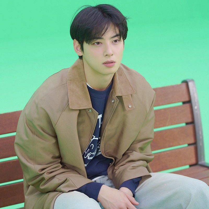 Latest photo of Eunwoo (ASTRO)