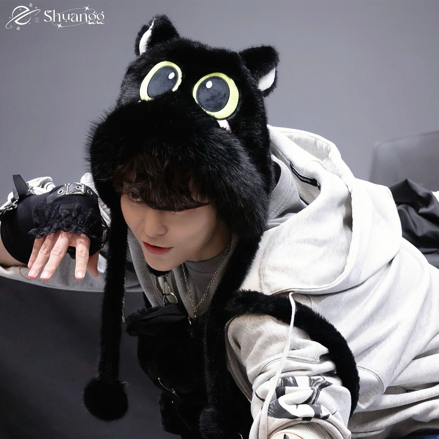 Behind-the-scenes cut of Xiumin (EXO)