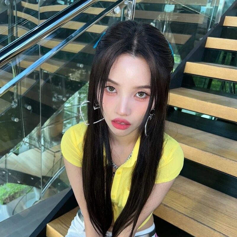 A moment captured by Soyeon ((G)I-DLE)'s fan