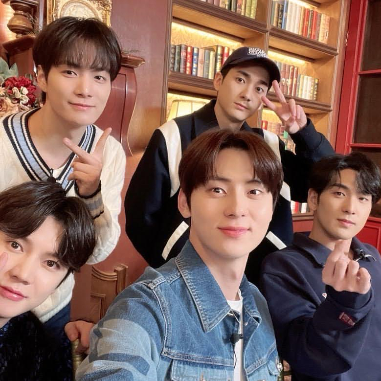 Recent activity shot of NU'EST