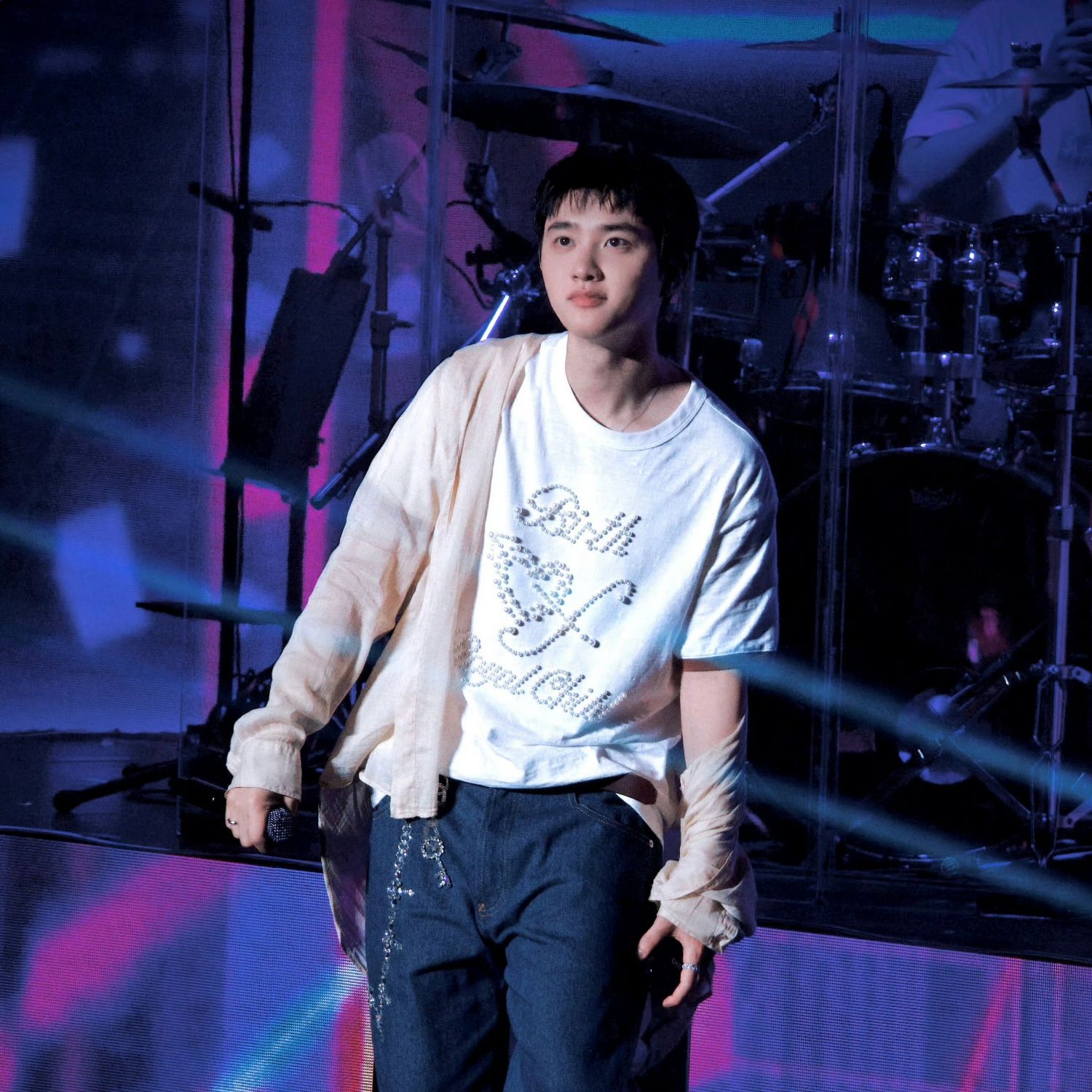Momen yang diabadikan oleh penggemar D.O. (EXO)