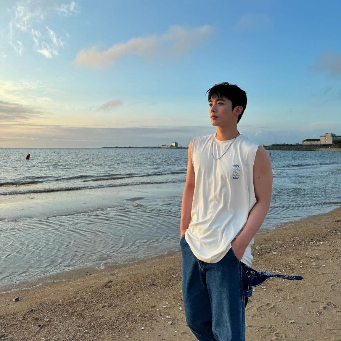 Latest photo of Kim Yohan (WEi)