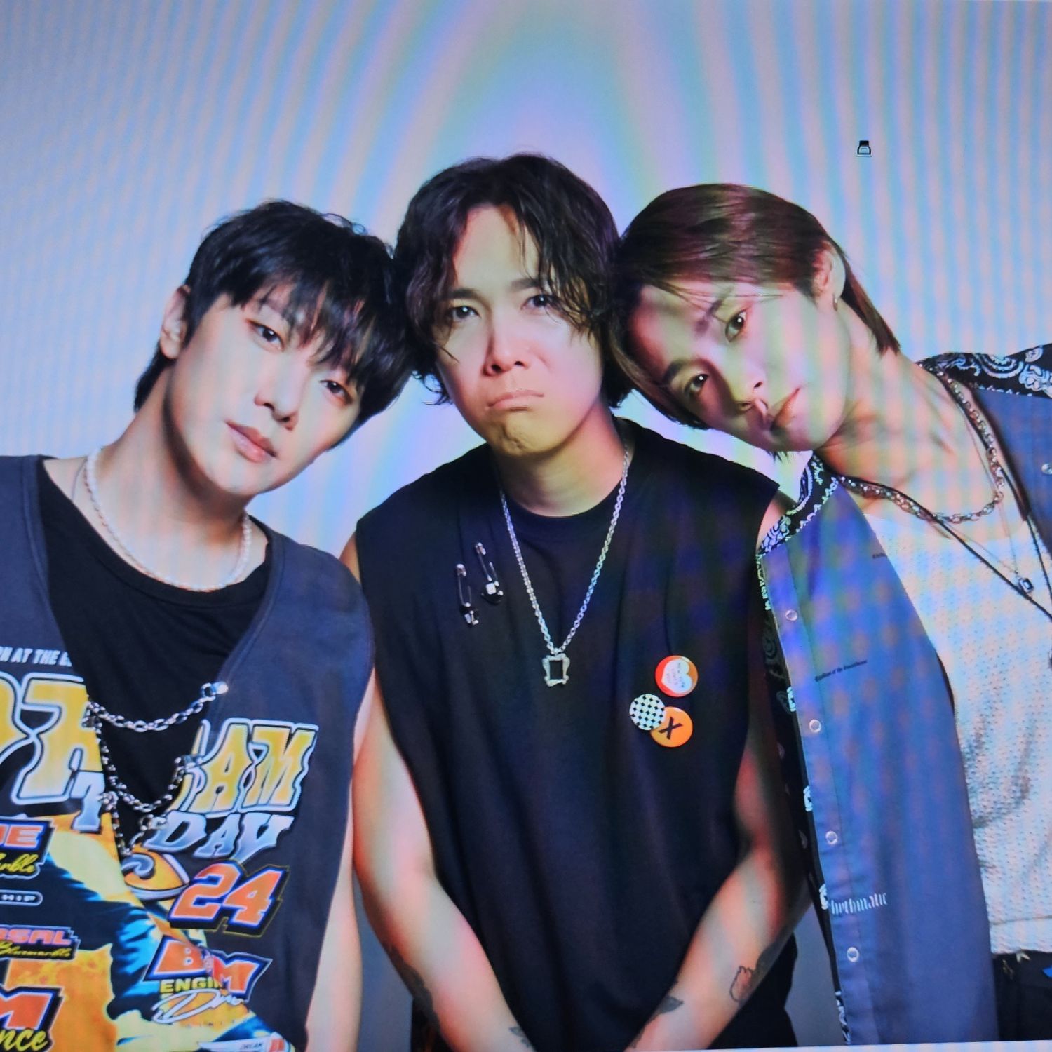 Behind-the-scenes cut of FTIsland