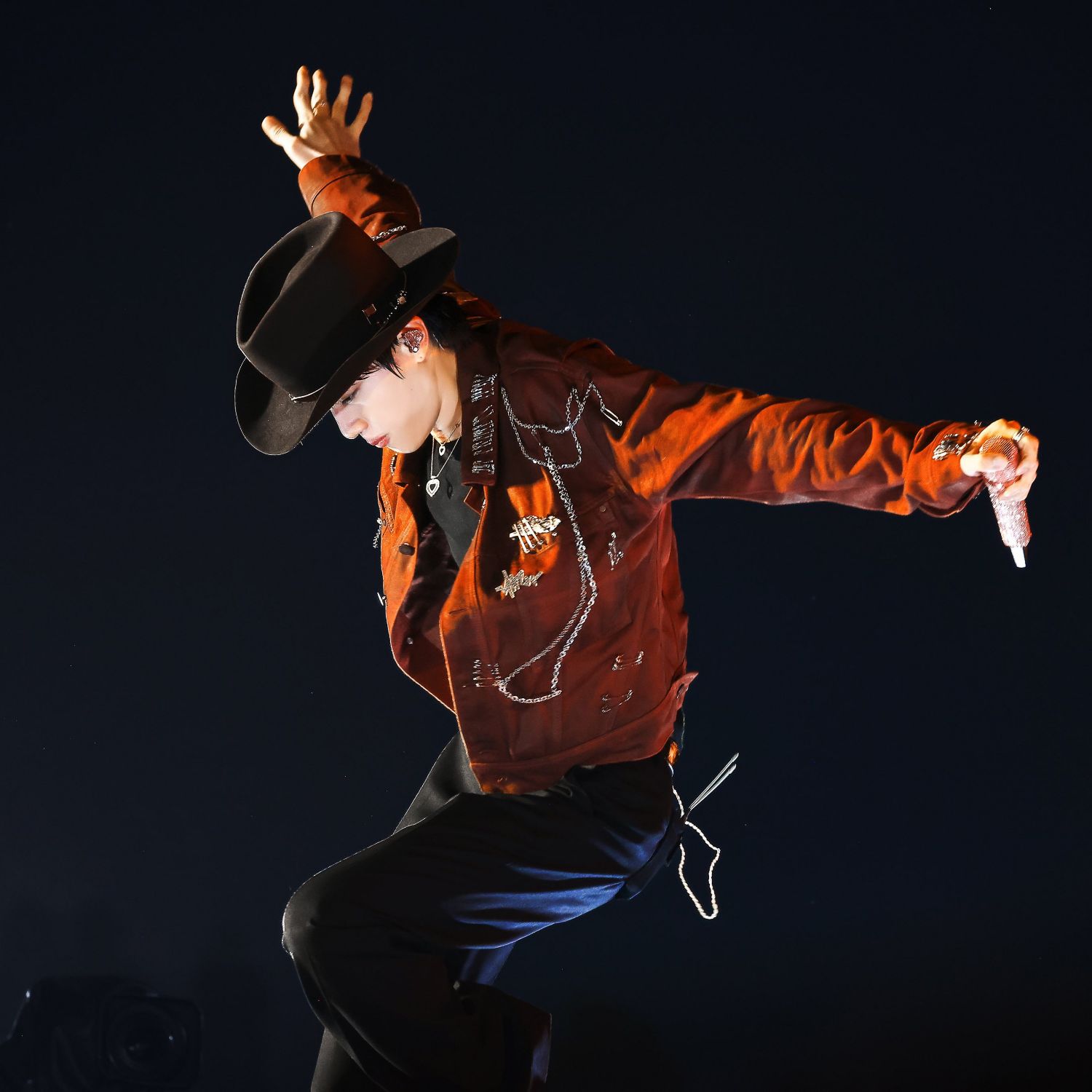 Behind-the-scenes cut of Jin (BTS)