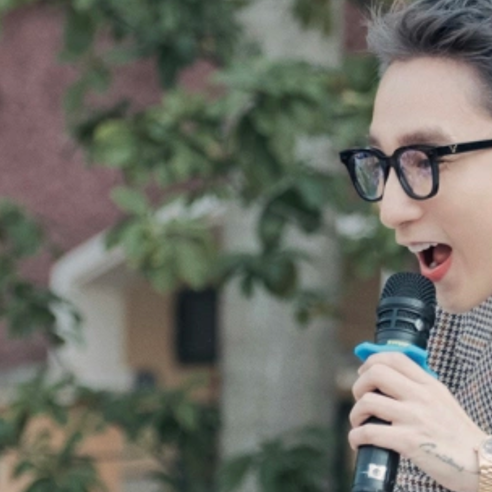 Behind-the-scenes cut of Son Tung M-TP