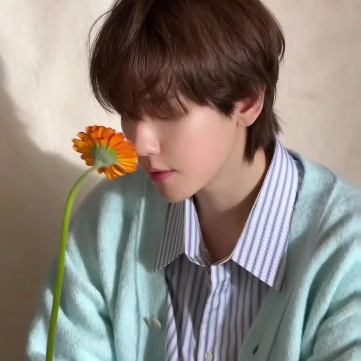Latest photo of Baekhyun (EXO)