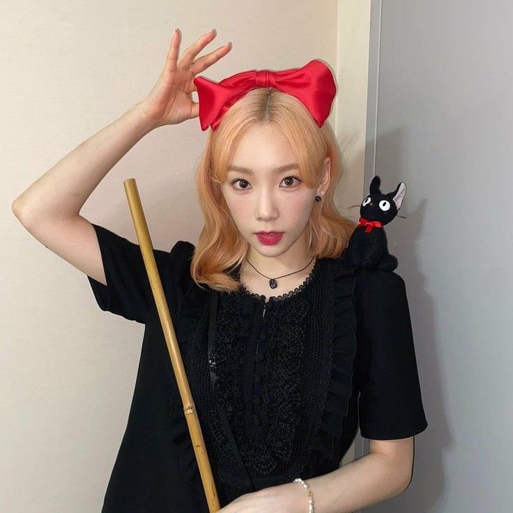 Behind-the-scenes cut of Taeyeon (Girls' Generation)