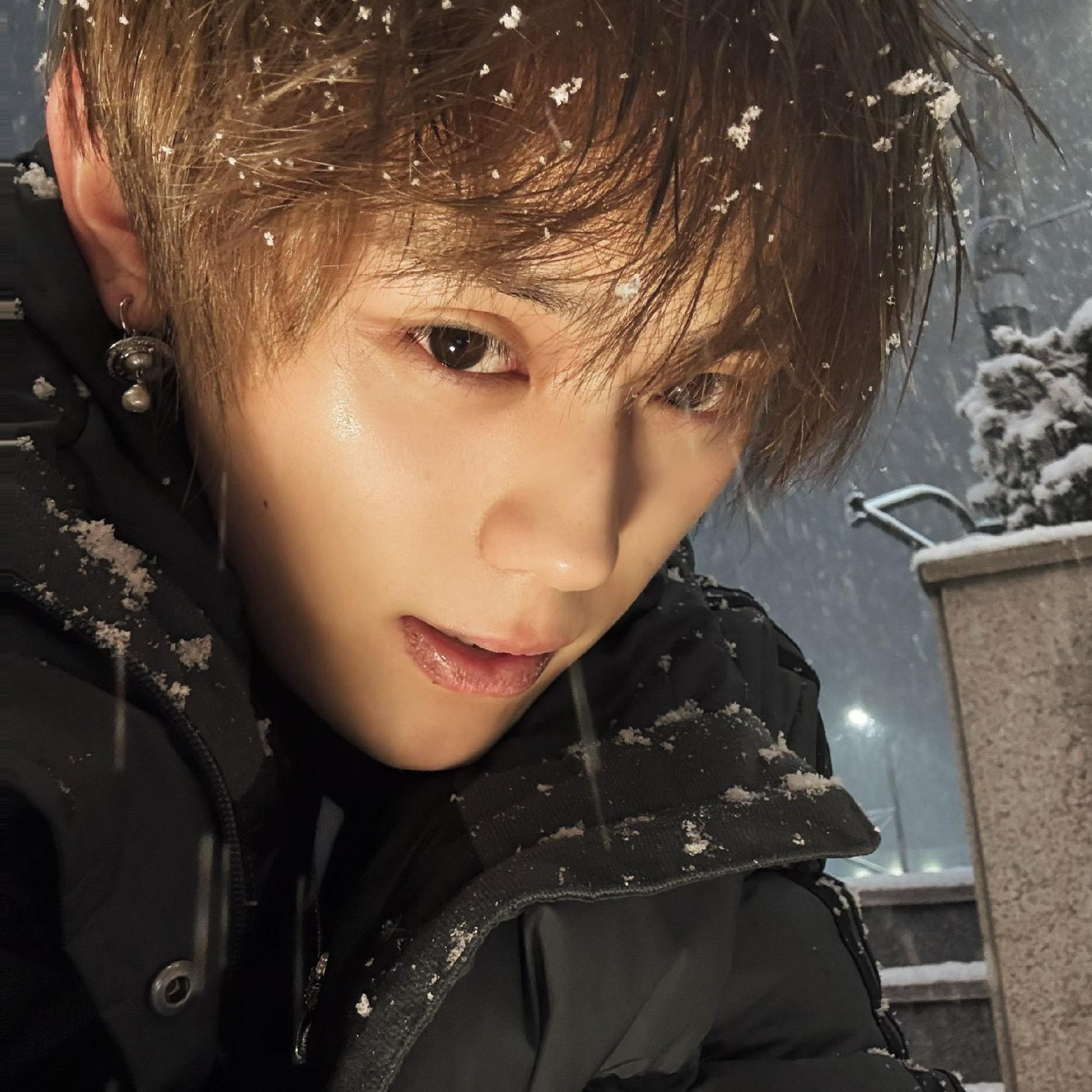 Behind-the-scenes cut of Hu Hanwen