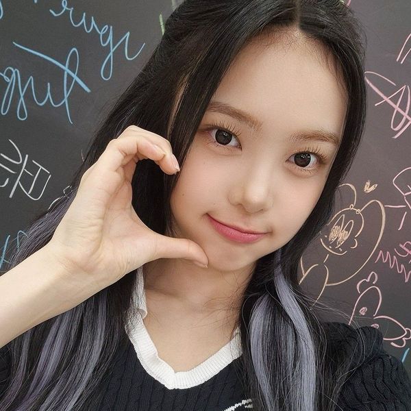 오늘 최애돌에서 빛나는 이안 (하츠투하츠)의 대표 사진