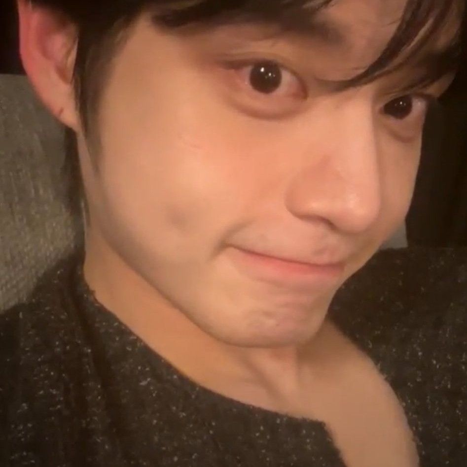 Latest photo of Kim Jiwoong (ZEROBASEONE)