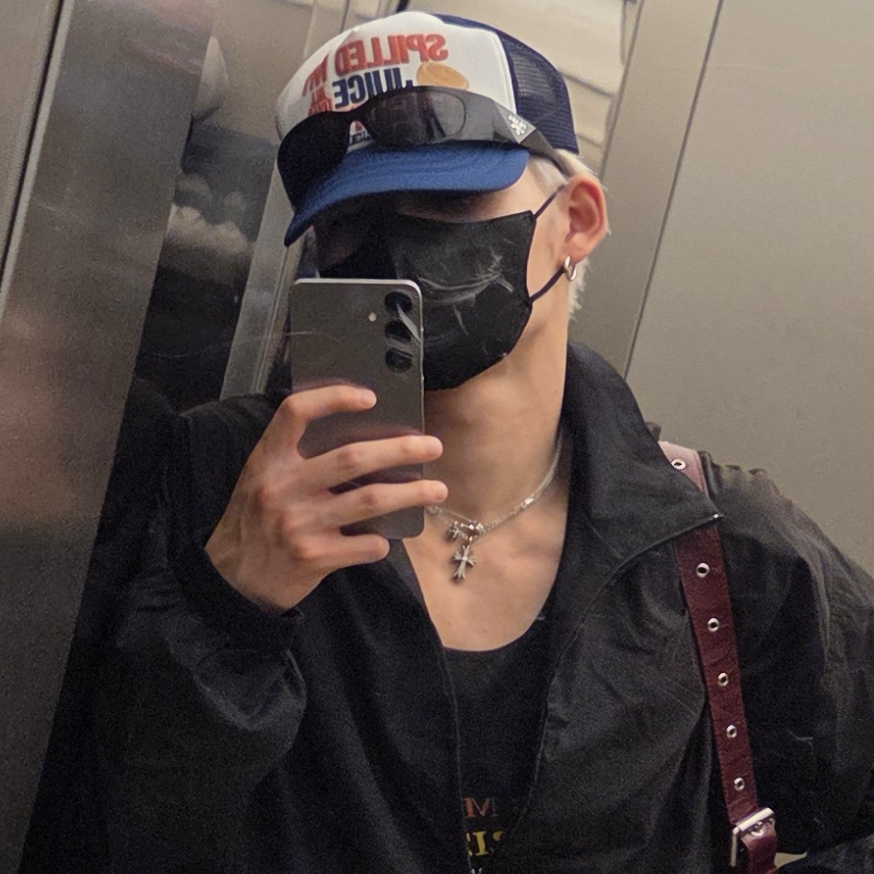 Latest photo of NI-KI (ENHYPEN)