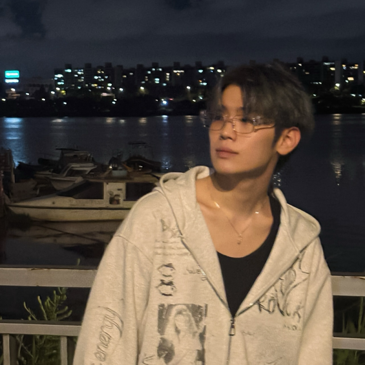 Recent activity shot of Kim Taerae (ZEROBASEONE)