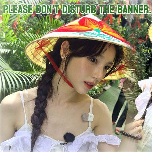 Behind-the-scenes cut of HeeJin (ARTMS)