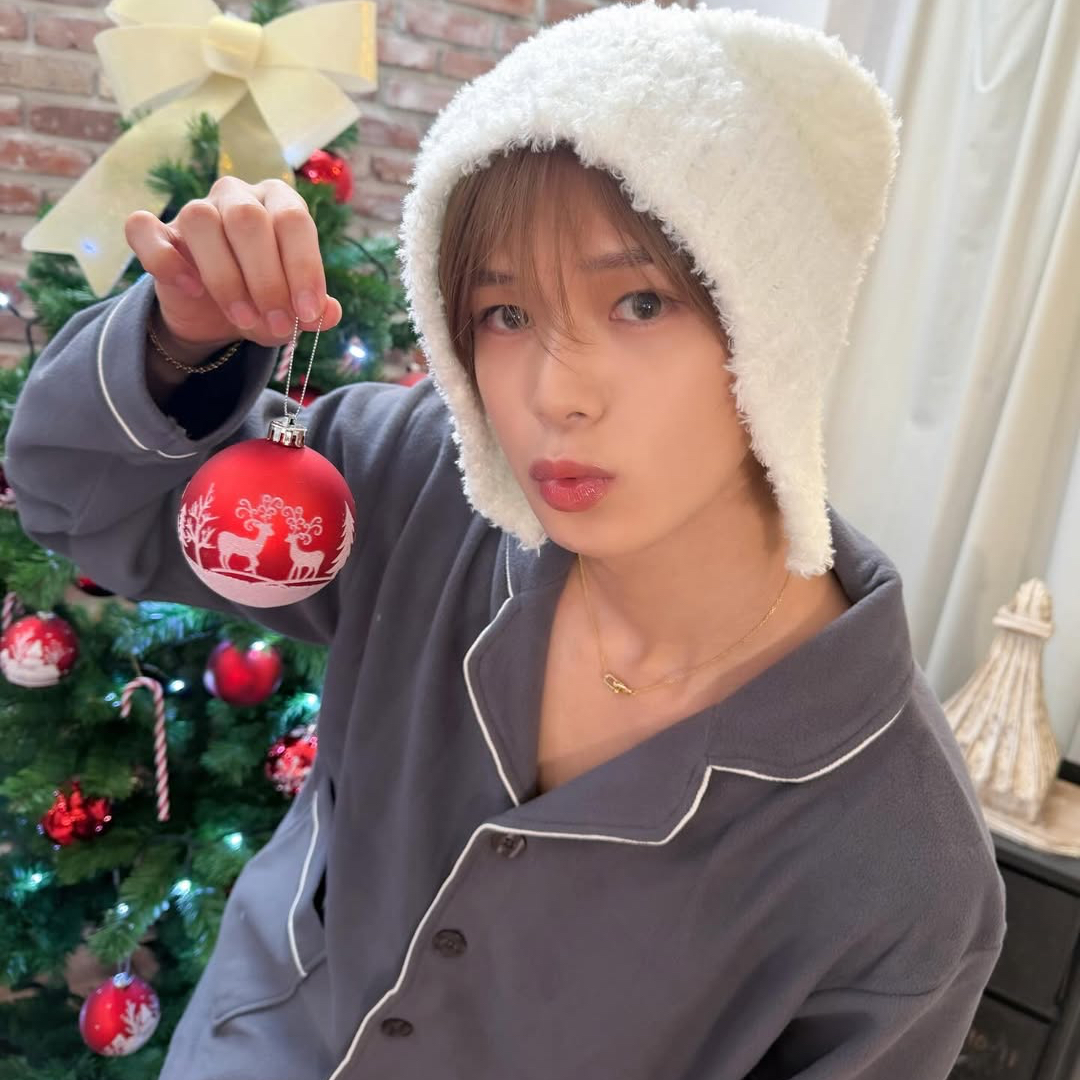 Recent activity shot of K (&TEAM)