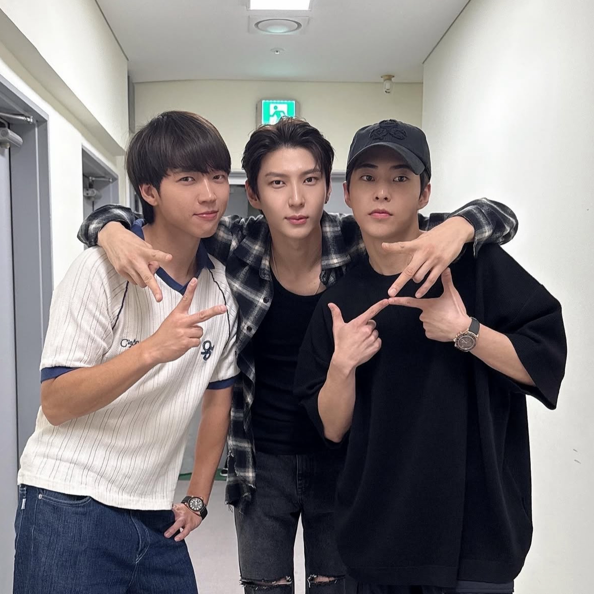 A moment captured by LEO (VIXX)'s fan