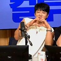 Latest photo of Hwang Chiyeol