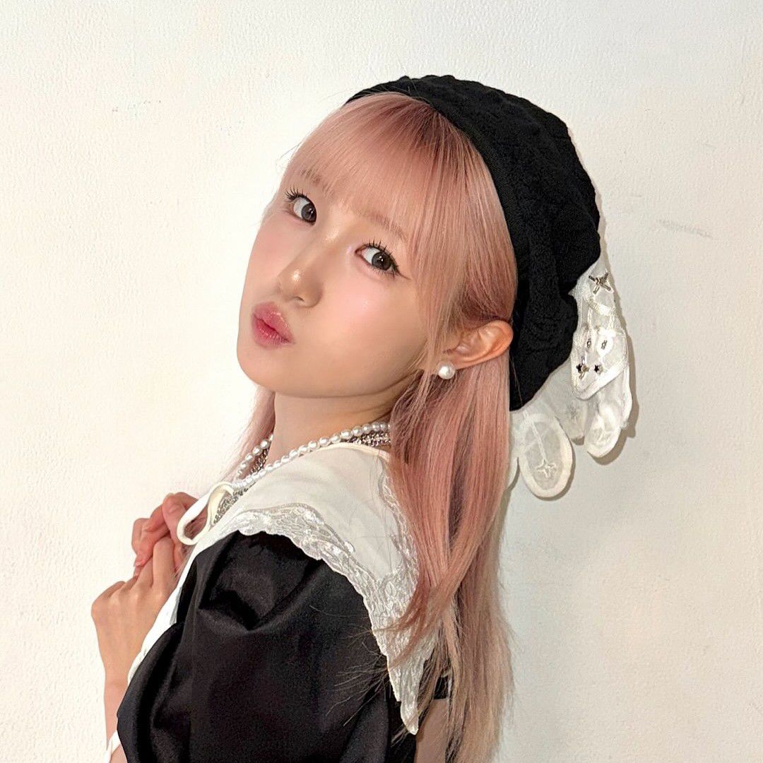 Recent activity shot of Hitomi (SAY MY NAME)