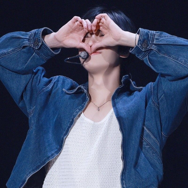 Behind-the-scenes cut of Taemin (SHINee)