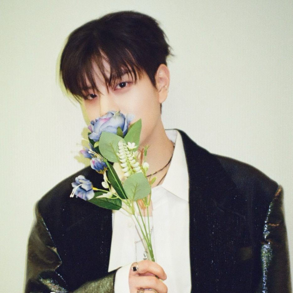 Behind-the-scenes cut of Seungmin (Stray Kids)