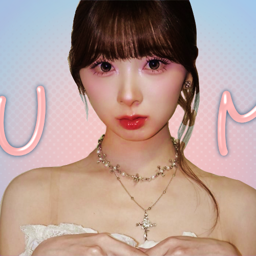 A moment captured by Miihi (NiziU)'s fan