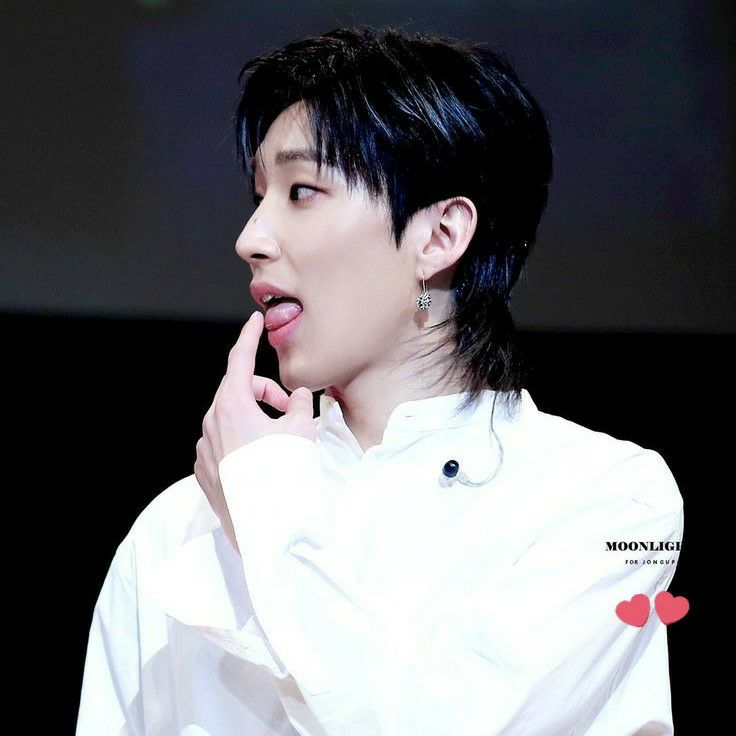 Behind-the-scenes cut of Jongup (B.A.P)
