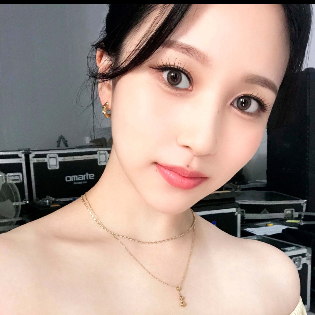 Mina (TWICE)的最新照片