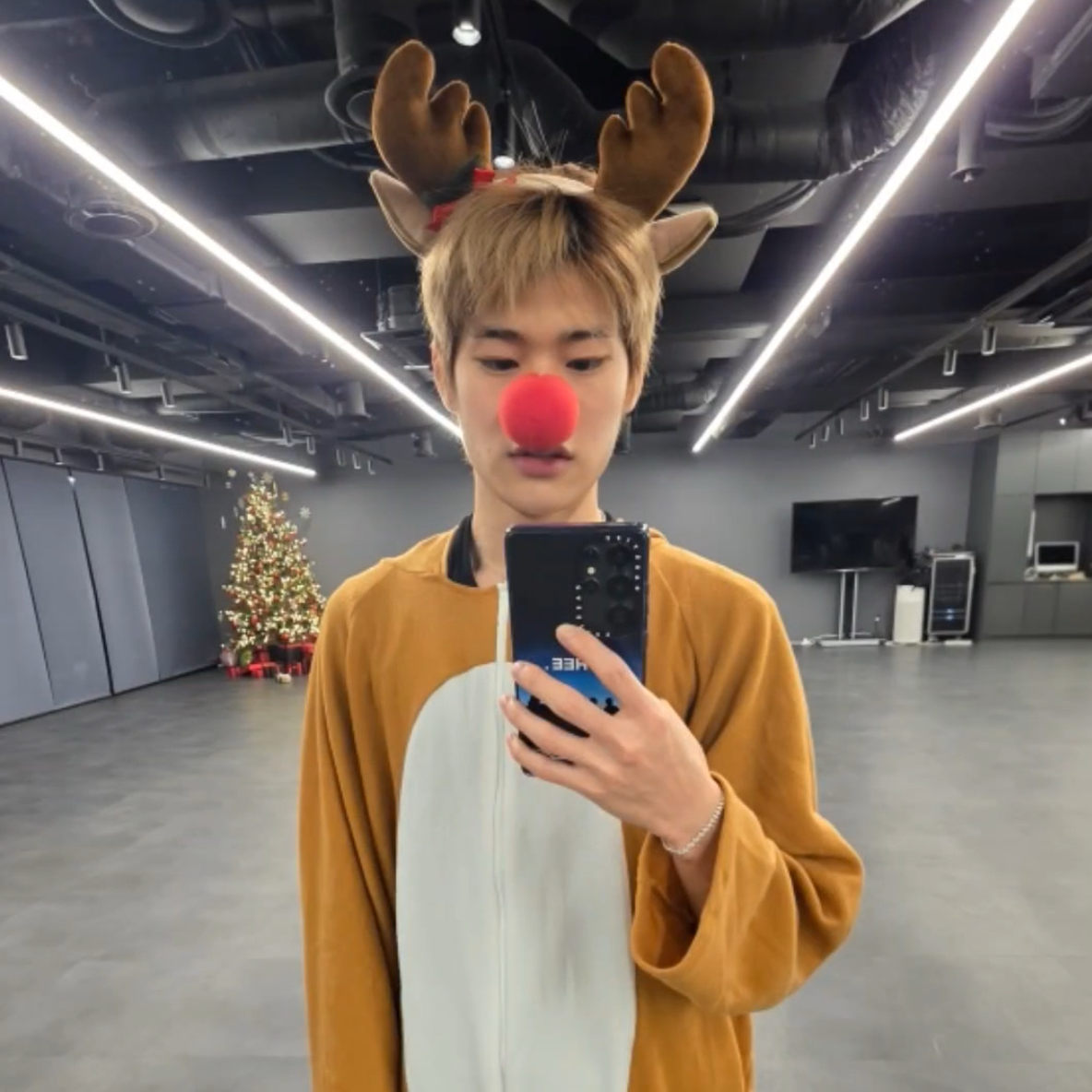 Behind-the-scenes cut of Sohee (RIIZE)