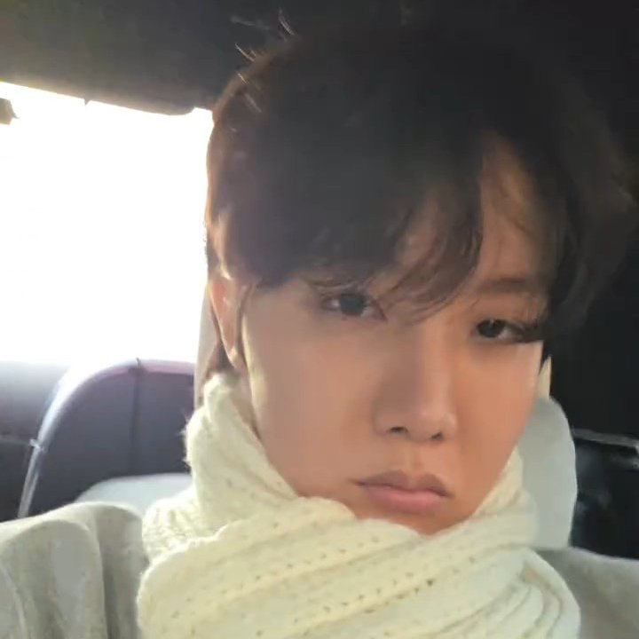 제이홉 (방탄소년단)의 최신 사진