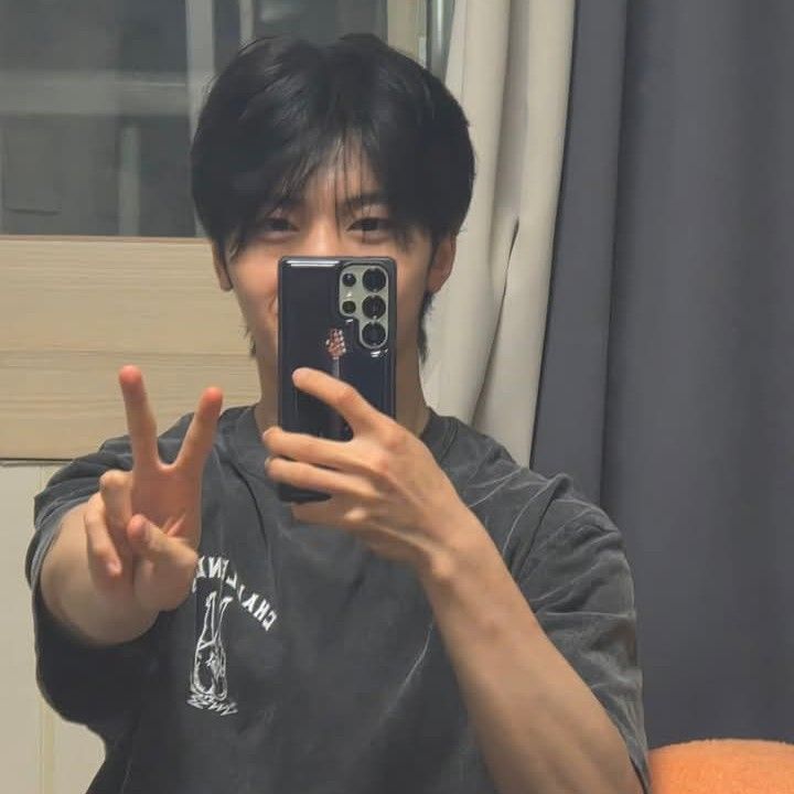 Behind-the-scenes cut of Seok Matthew (ZEROBASEONE)