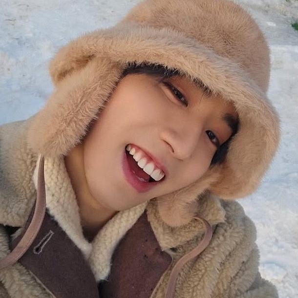 Latest photo of HAN (Stray Kids)