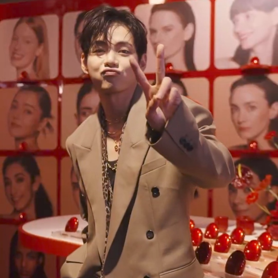 Recent activity shot of V (BTS)