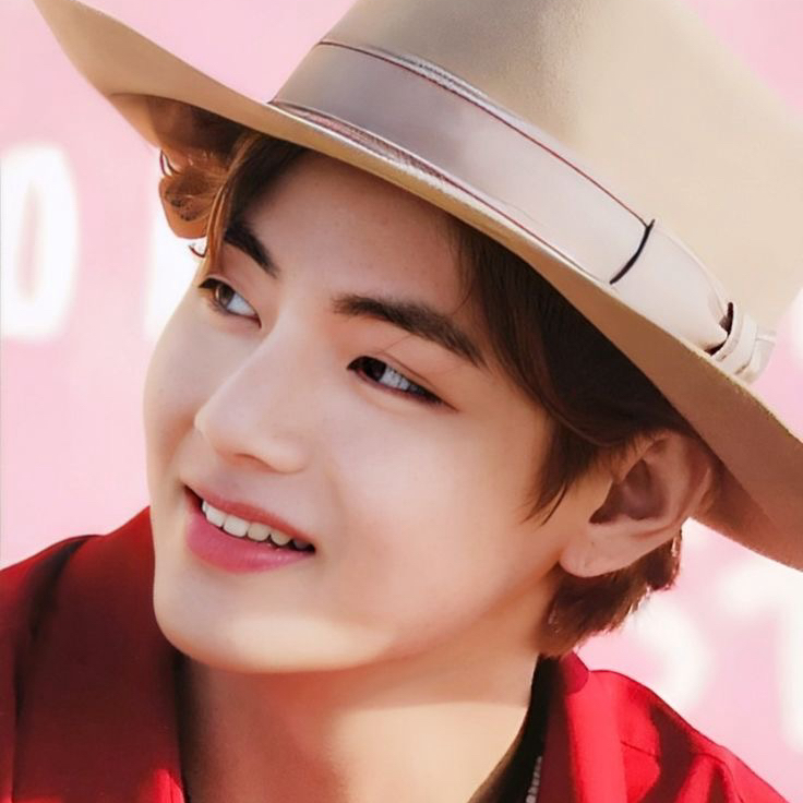 뷔 (방탄소년단)의 최신 사진