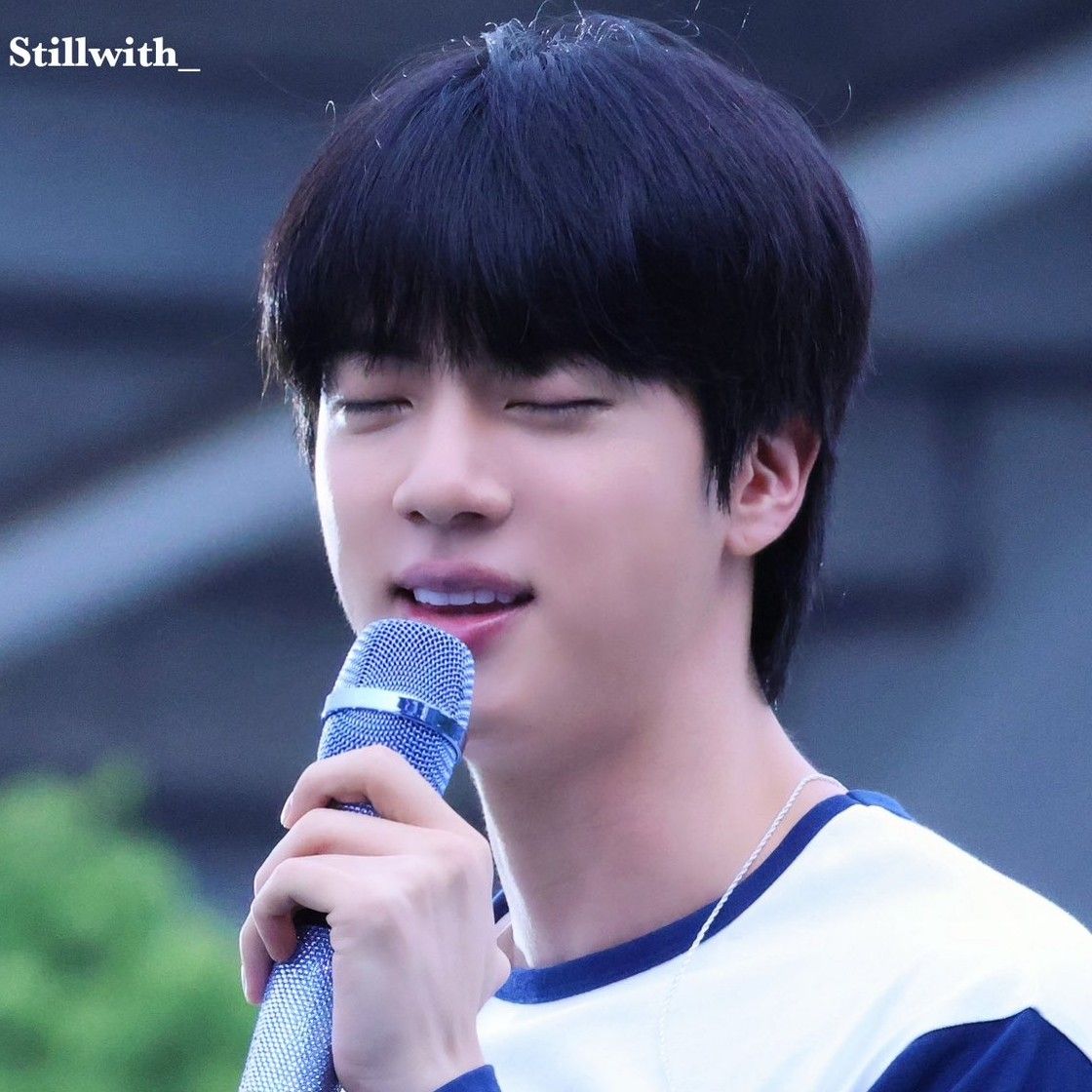 Jin (防弹少年团)的幕后花絮