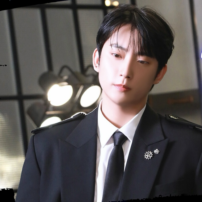 Latest photo of Gongchan (B1A4)