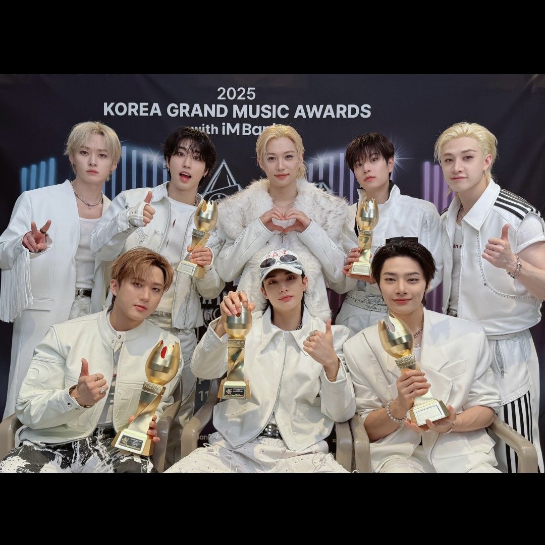 A moment captured by Stray Kids's fan