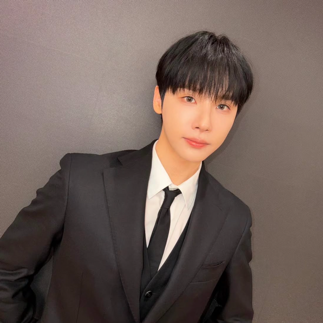 Behind-the-scenes cut of Jeon Woong (AB6IX)
