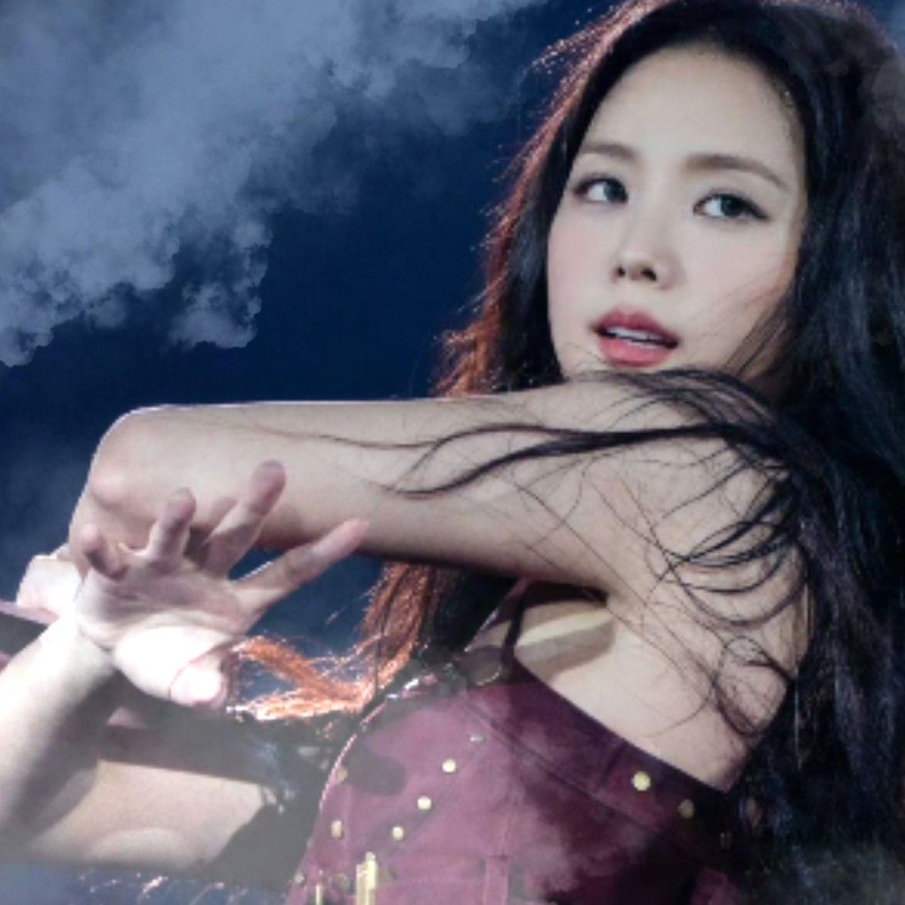 Recent activity shot of Jisoo (BLACKPINK)