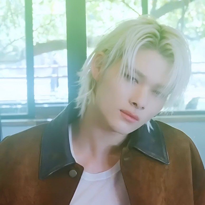 Recent activity shot of NI-KI (ENHYPEN)