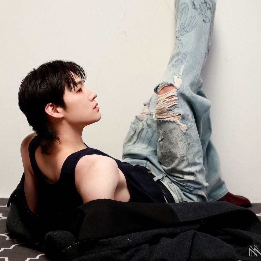 Behind-the-scenes cut of JAY B (GOT7)