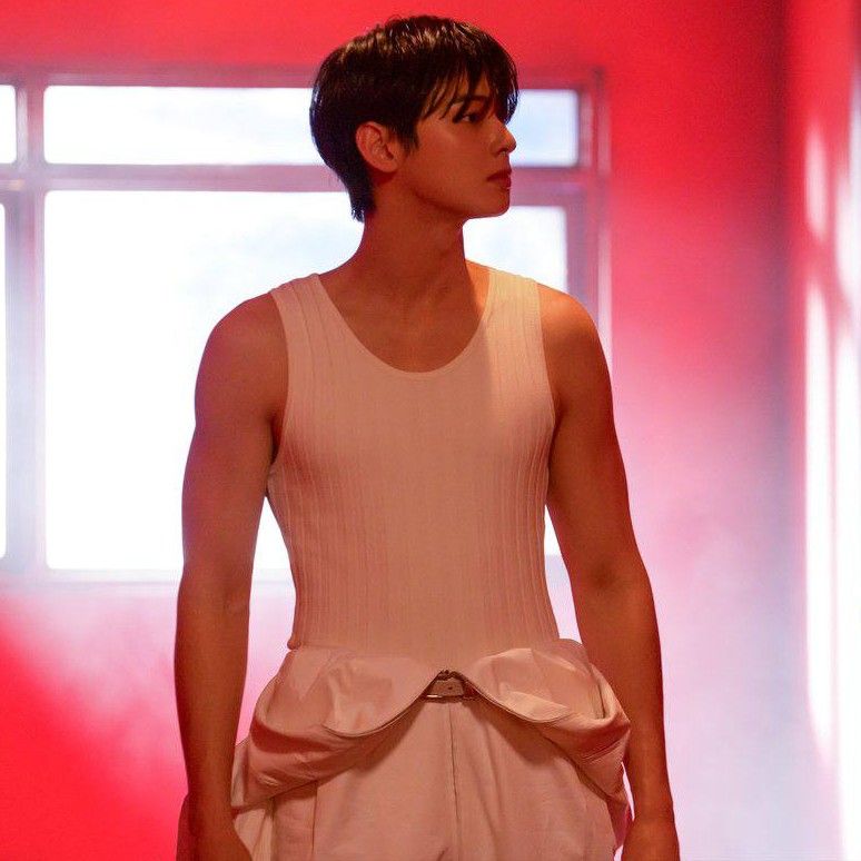 Behind-the-scenes cut of Eunwoo (ASTRO)