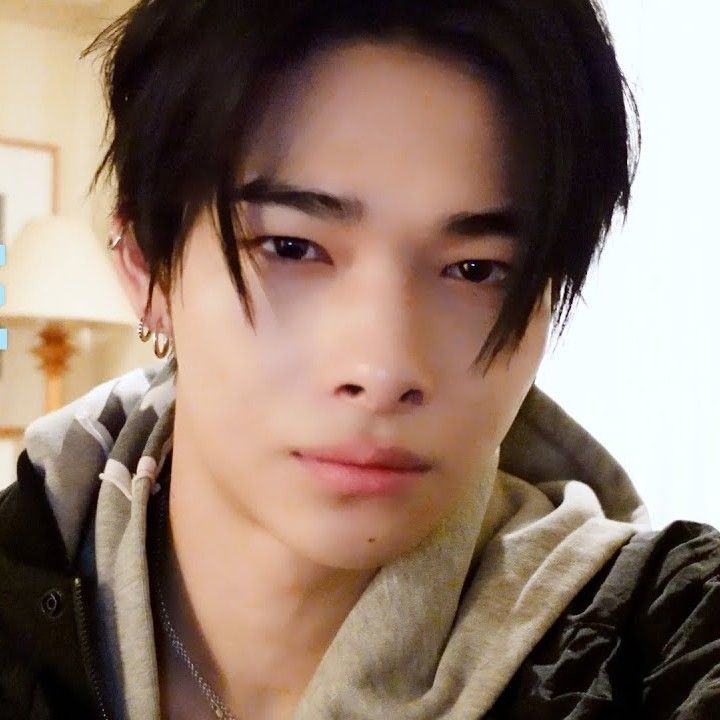 ニキ (ENHYPEN)の舞台裏ショット