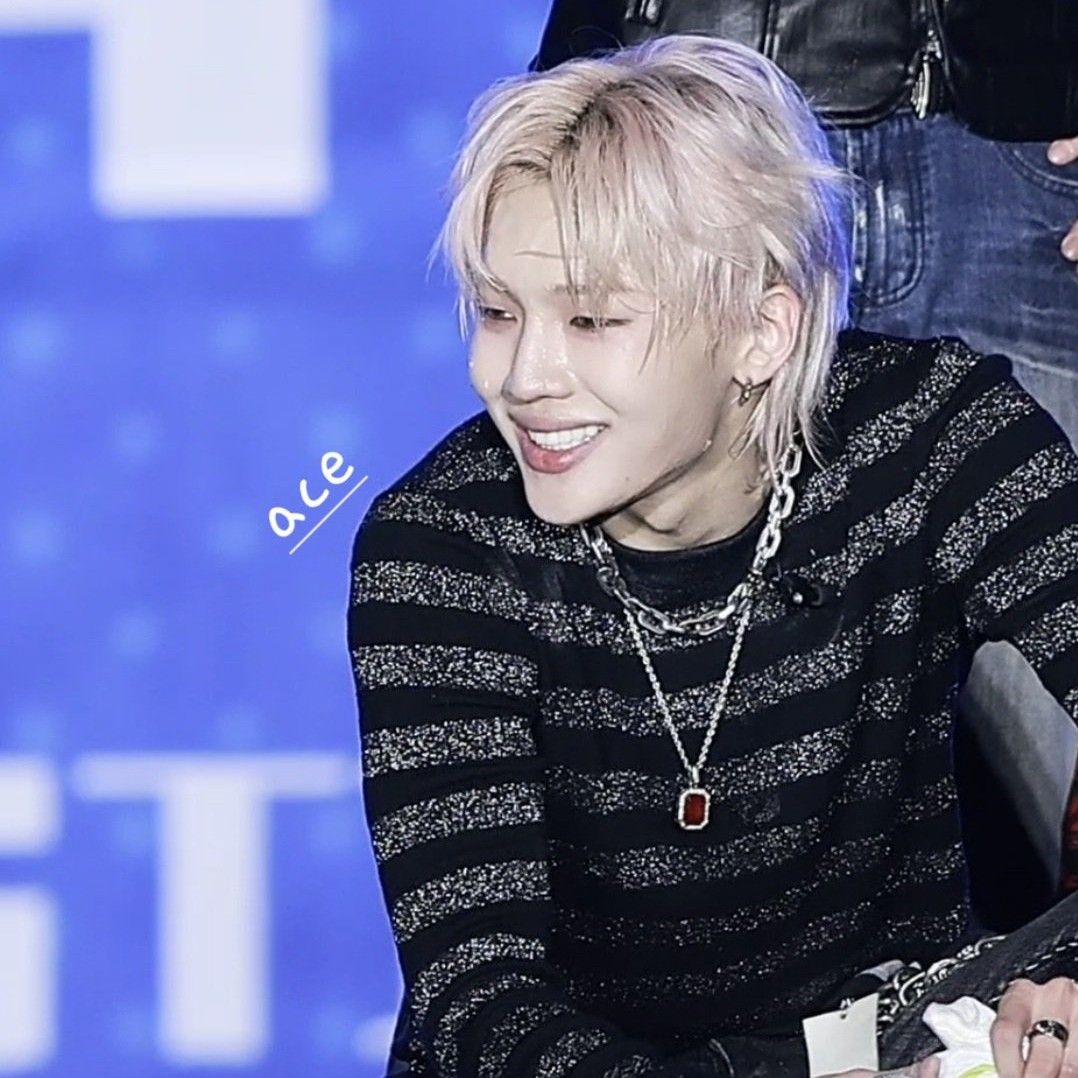 A moment captured by Junhyeok (TNX)'s fan