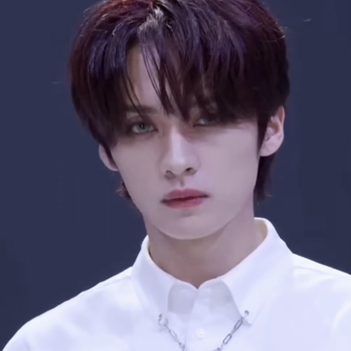 Foto aktivitas terbaru Lee Know (Stray Kids)